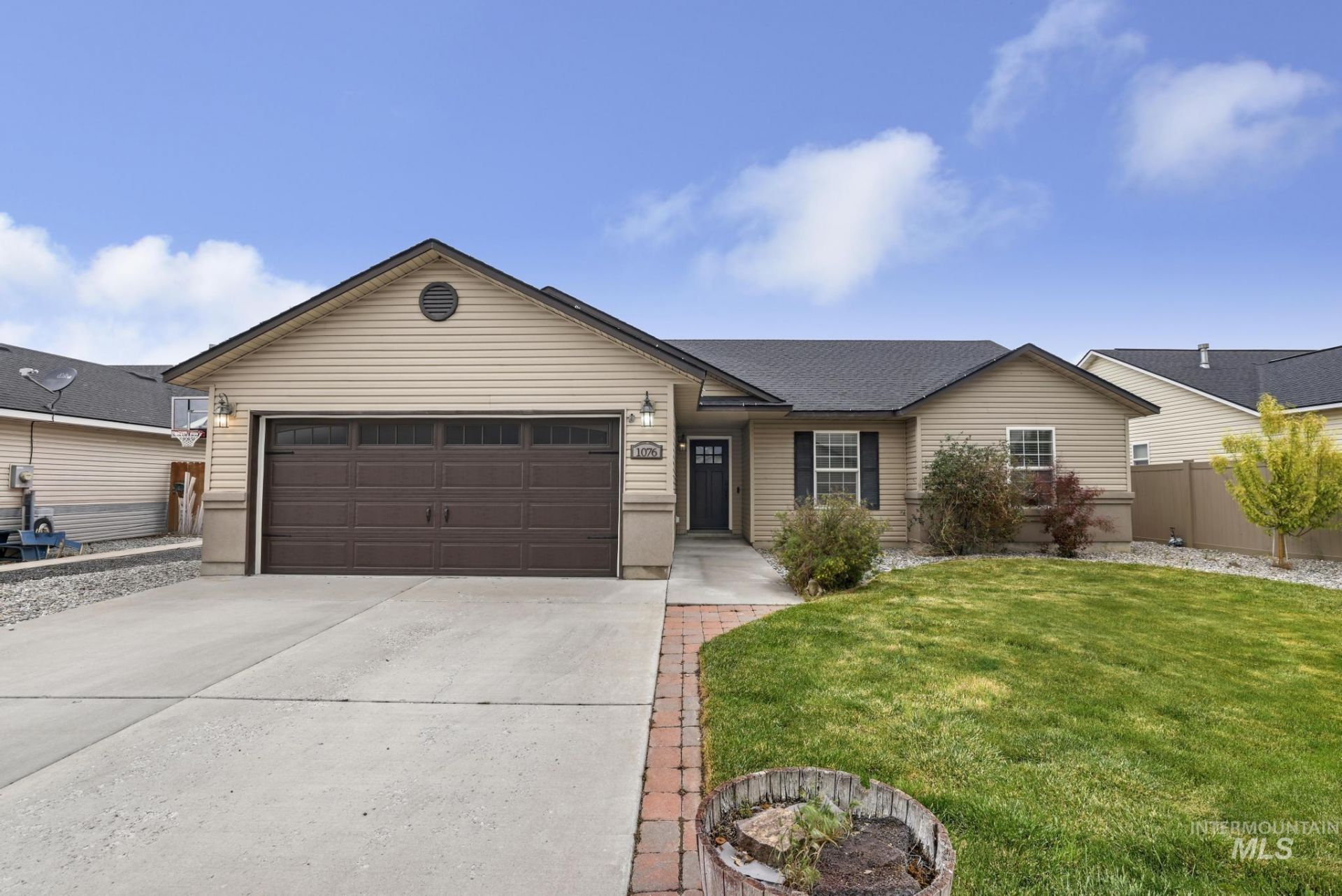 1076 Arrow Wood Ct, Twin Falls, ID 83301 Main Photo