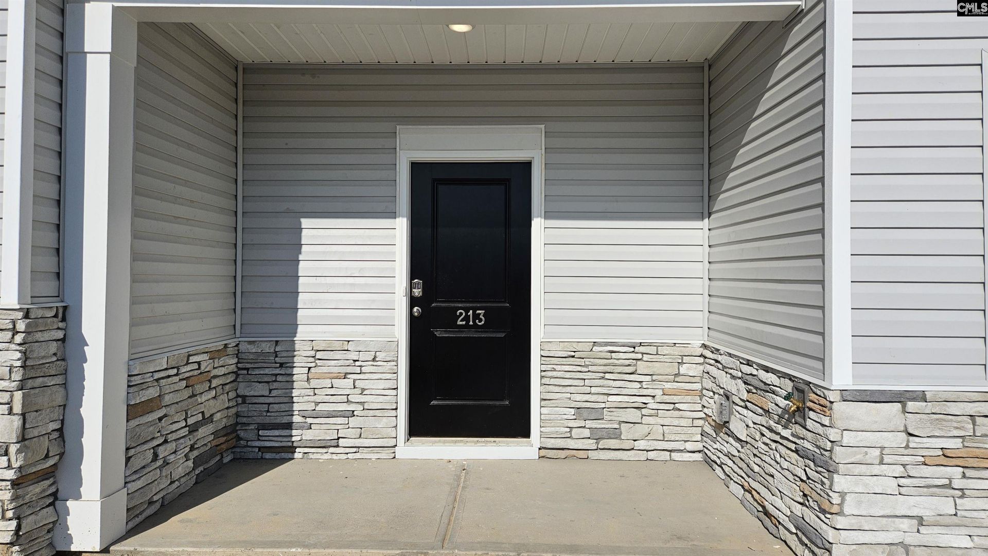 400 Snail Lane  Photo 7