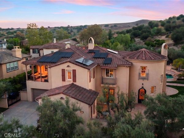 26962 Alsace, Calabasas, CA 91302