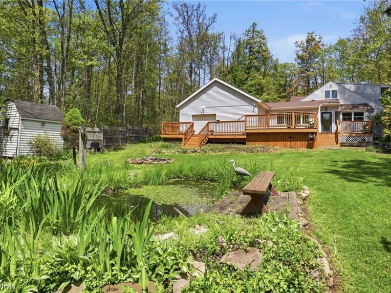 8977 Cedar Road, Chesterland, OH 44026 Photo 3