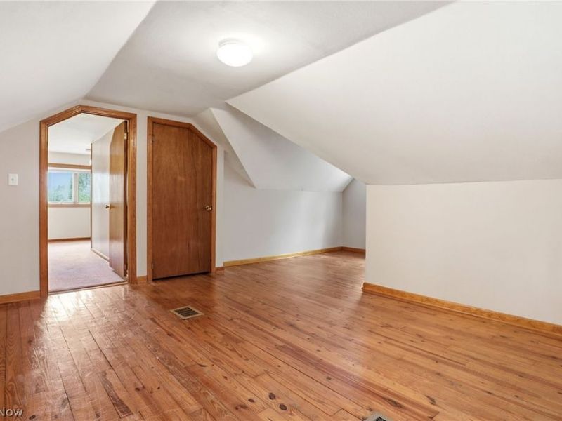 8977 Cedar Road, Chesterland, OH 44026 Photo 33