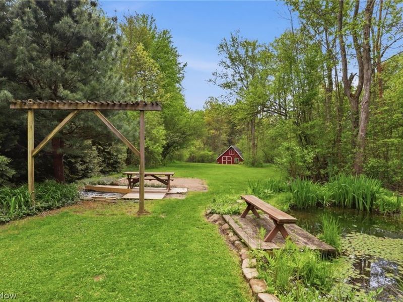 8977 Cedar Road, Chesterland, OH 44026 Photo 42