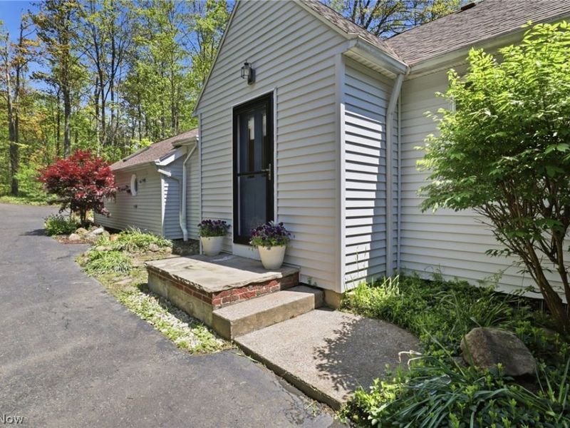 8977 Cedar Road, Chesterland, OH 44026 Photo 50