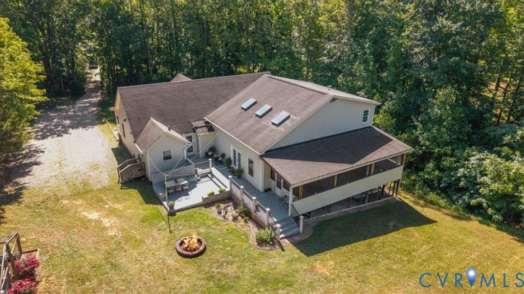 2043 Rocky Ford Road  Powhatan, VA 23139