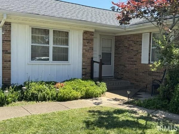 1424 Continental Drive, Evansville, IN 47715