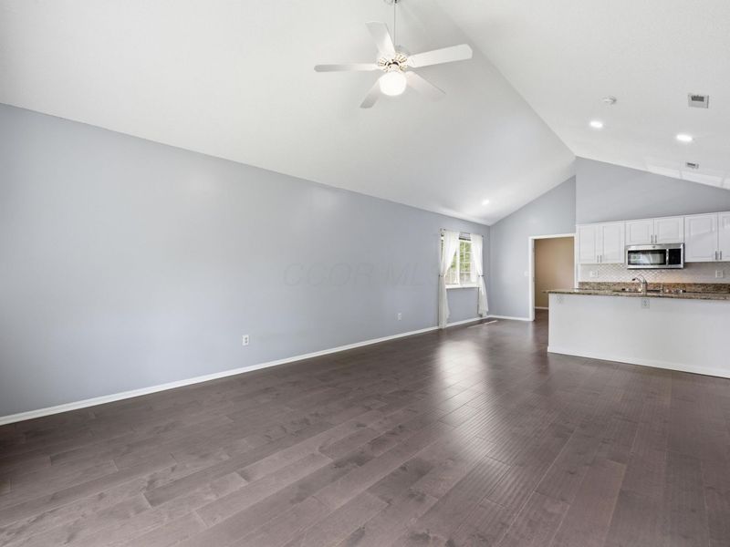 5392 Pond View Drive, Westerville, OH 43081 Photo 5