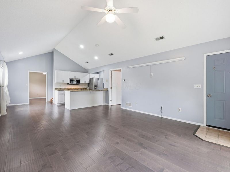 5392 Pond View Drive, Westerville, OH 43081 Photo 6