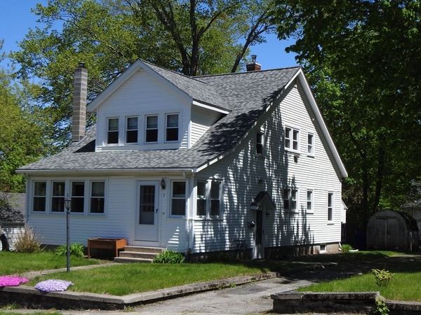 7 Whitin Avenue, Northbridge, MA 01588