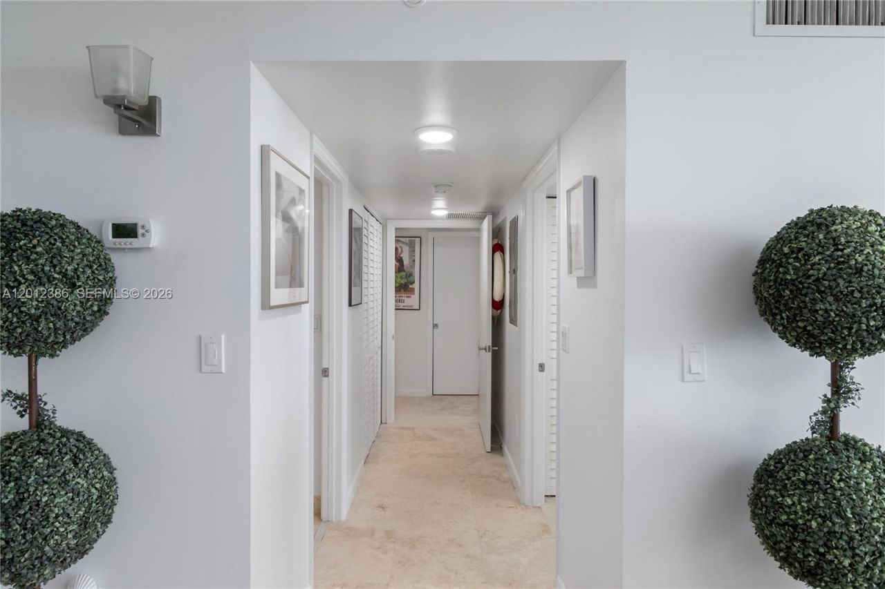 6917 Collins Ave , Unit 715, Miami Beach, FL 33141 Photo