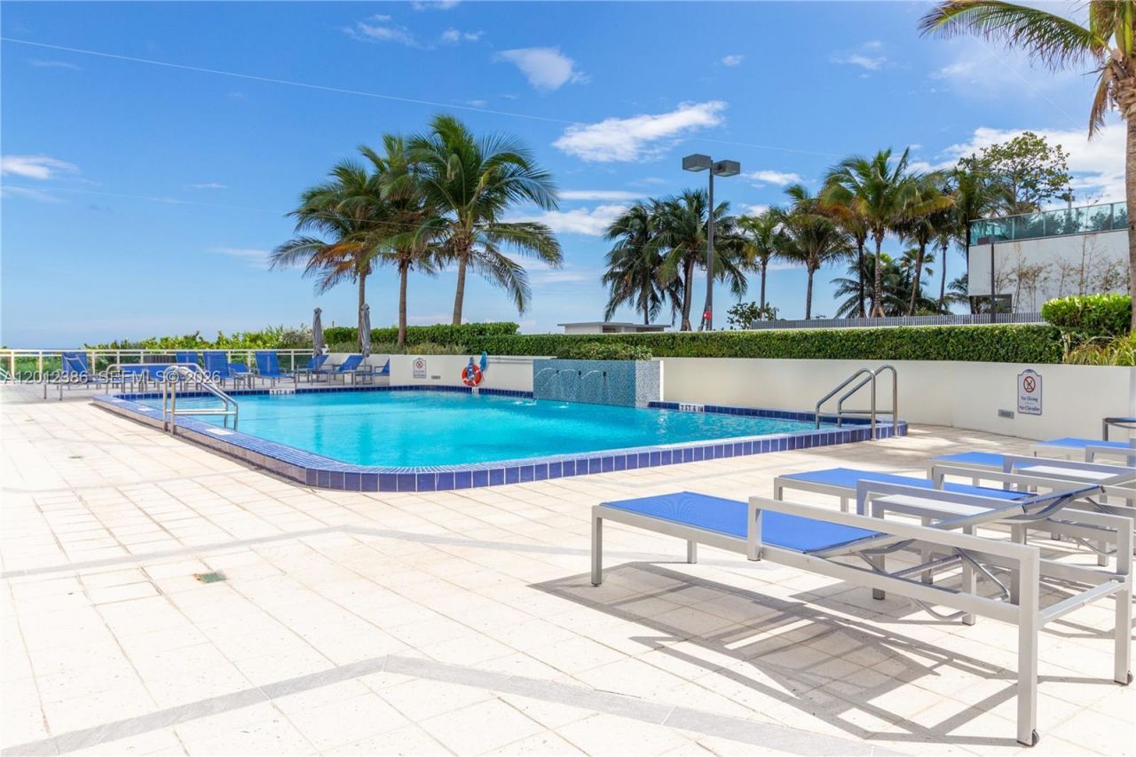 6917 Collins Ave , Unit 715, Miami Beach, FL 33141 Photo