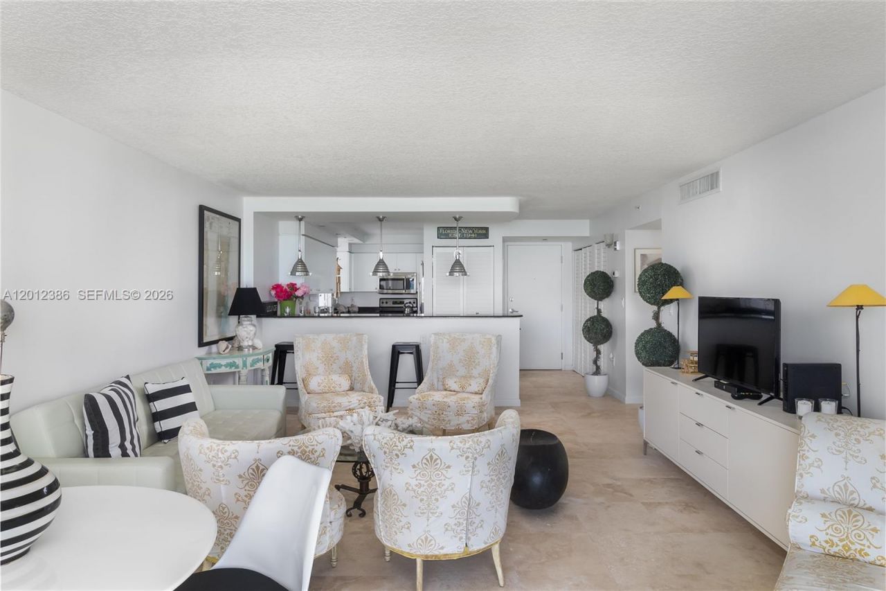 6917 Collins Ave , Unit 715, Miami Beach, FL 33141 Photo