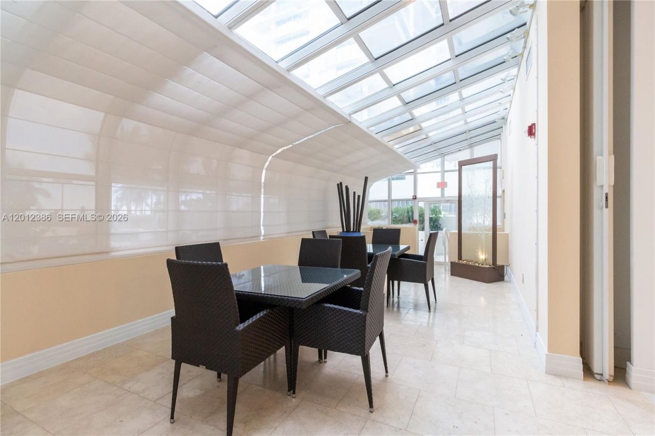 6917 Collins Ave , Unit 715, Miami Beach, FL 33141 Photo