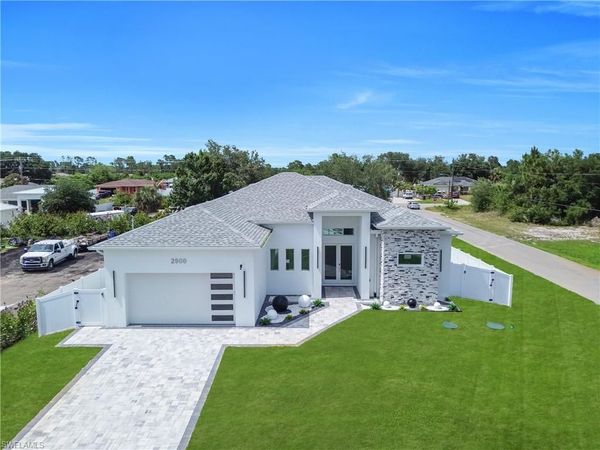 2900 41st ST SW, LEHIGH ACRES, FL 33976