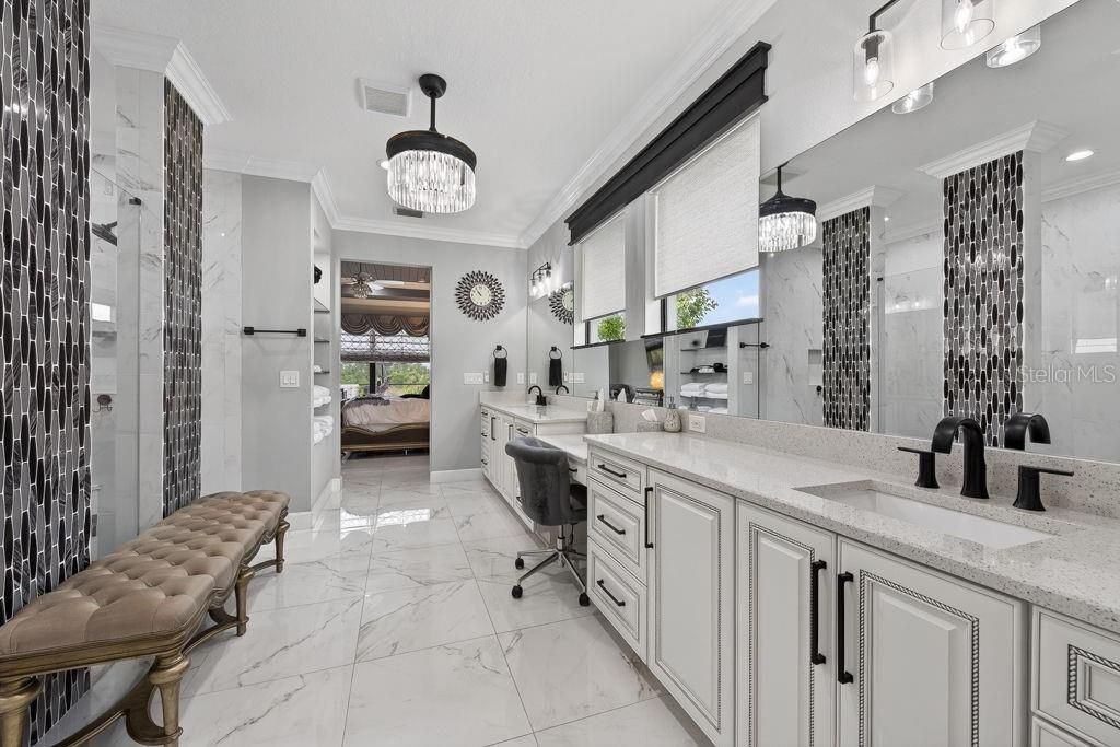 5220 Lake Venice Drive, Wimauma, FL 33598 Photo