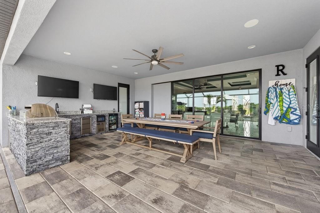 5220 Lake Venice Drive, Wimauma, FL 33598 Photo