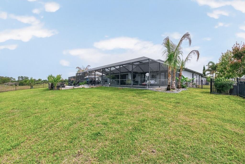 5220 Lake Venice Drive, Wimauma, FL 33598 Photo