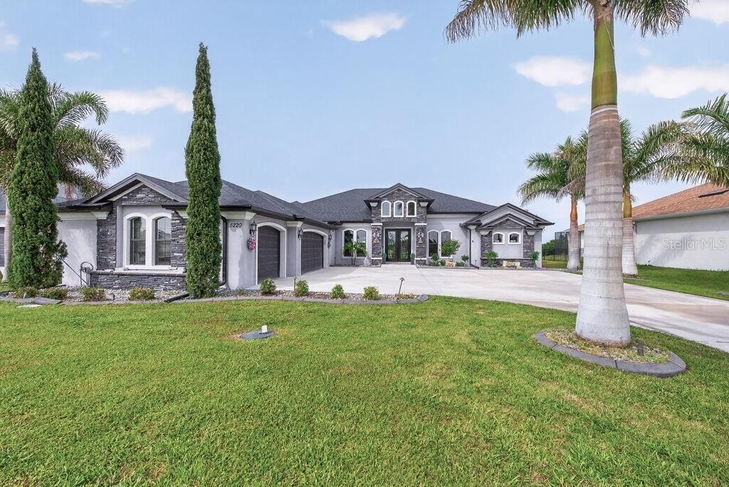 5220 Lake Venice Drive, Wimauma, FL 33598 Photo