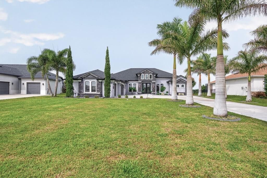 5220 Lake Venice Drive, Wimauma, FL 33598 Photo