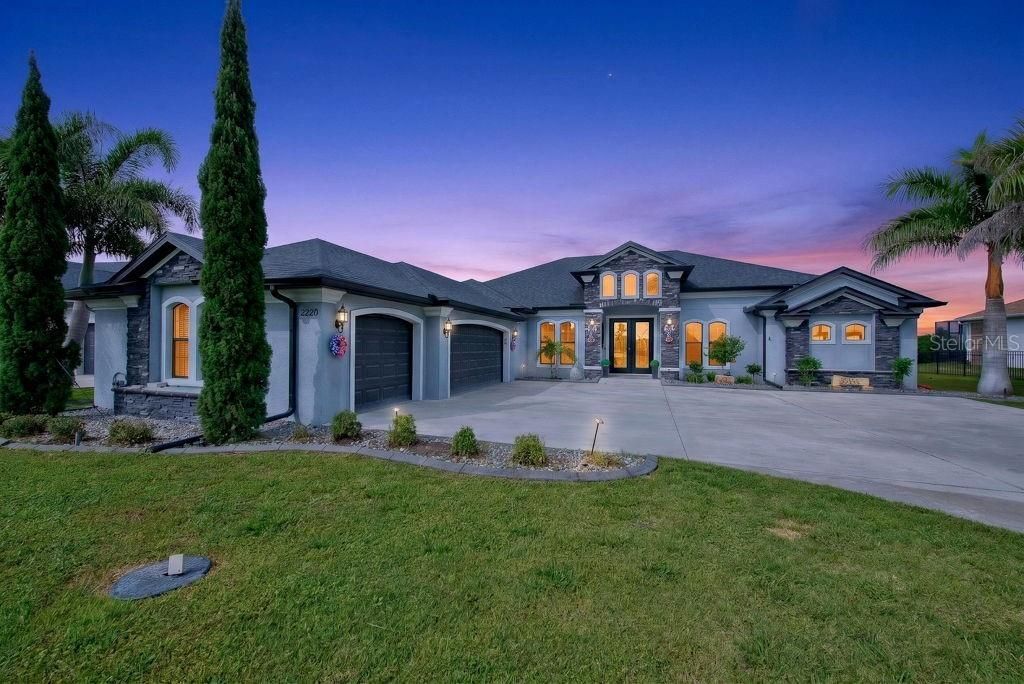 5220 Lake Venice Drive, Wimauma, FL 33598 Photo