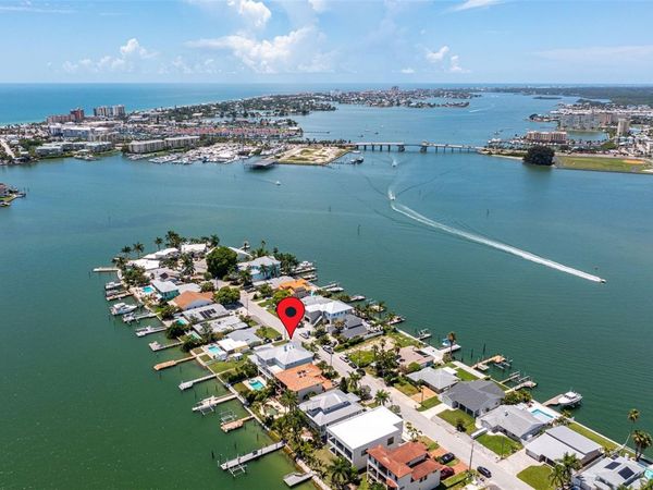 821 BAY POINT DRIVE , MADEIRA BEACH, FL 33708
