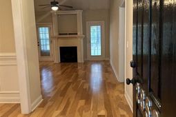 2858 Cotswold Street photo 4