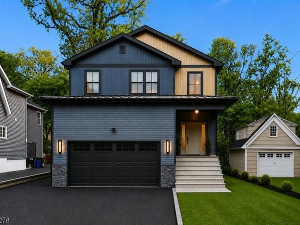 44 E Cedar St, Livingston, NJ 07039