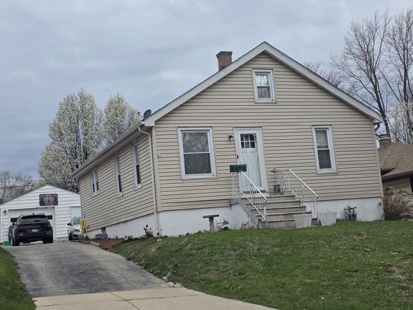 1515 N Center Street , Joliet, IL 60435