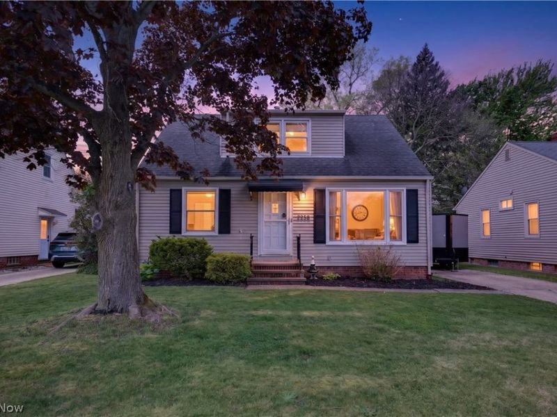 2258 E 290th Street, Wickliffe, OH 44092 Photo 2