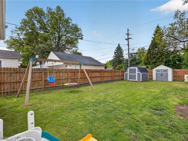 2258 E 290th Street, Wickliffe, OH 44092 Photo 7