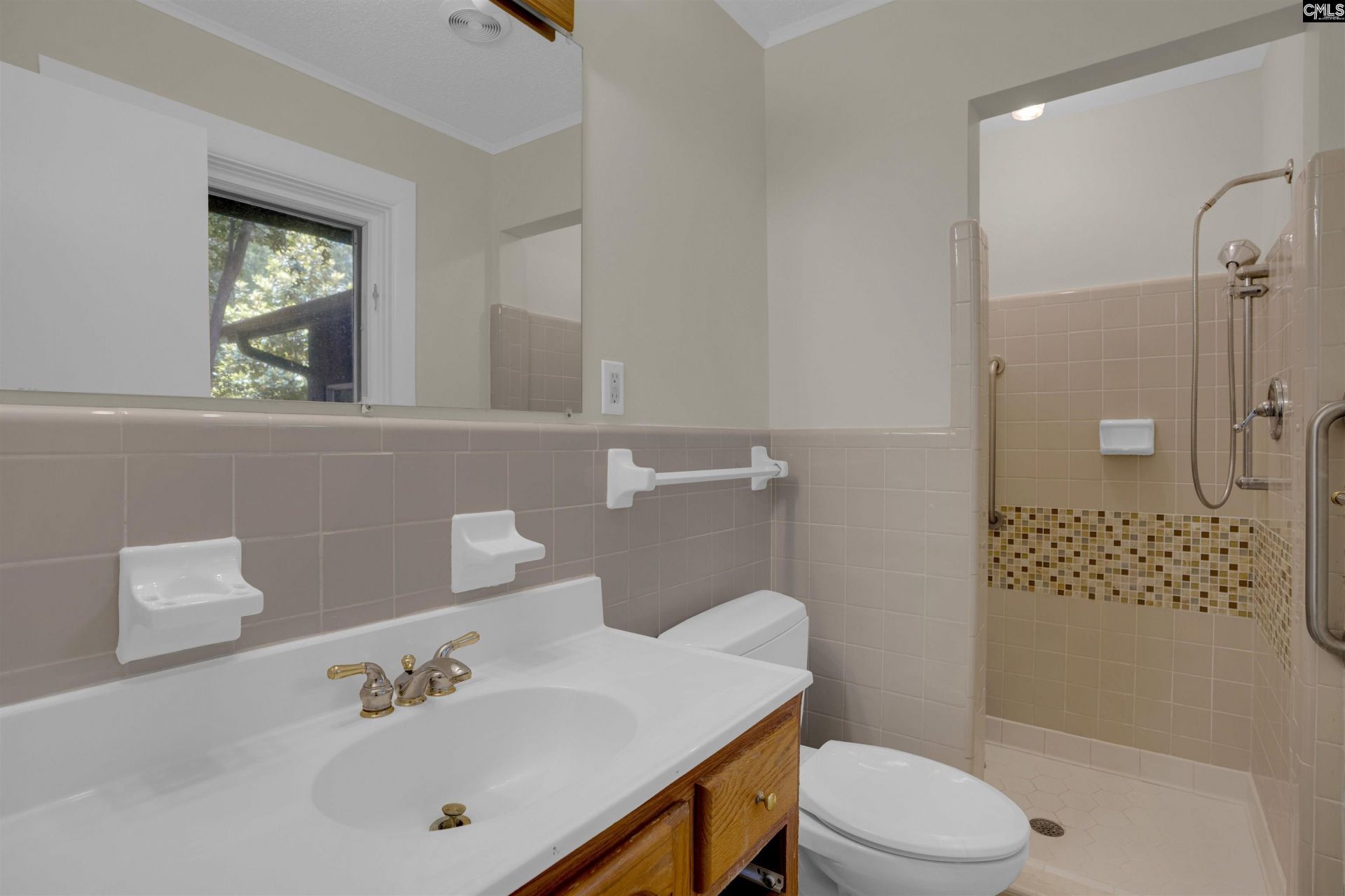 332 Massingale Road Photo 11