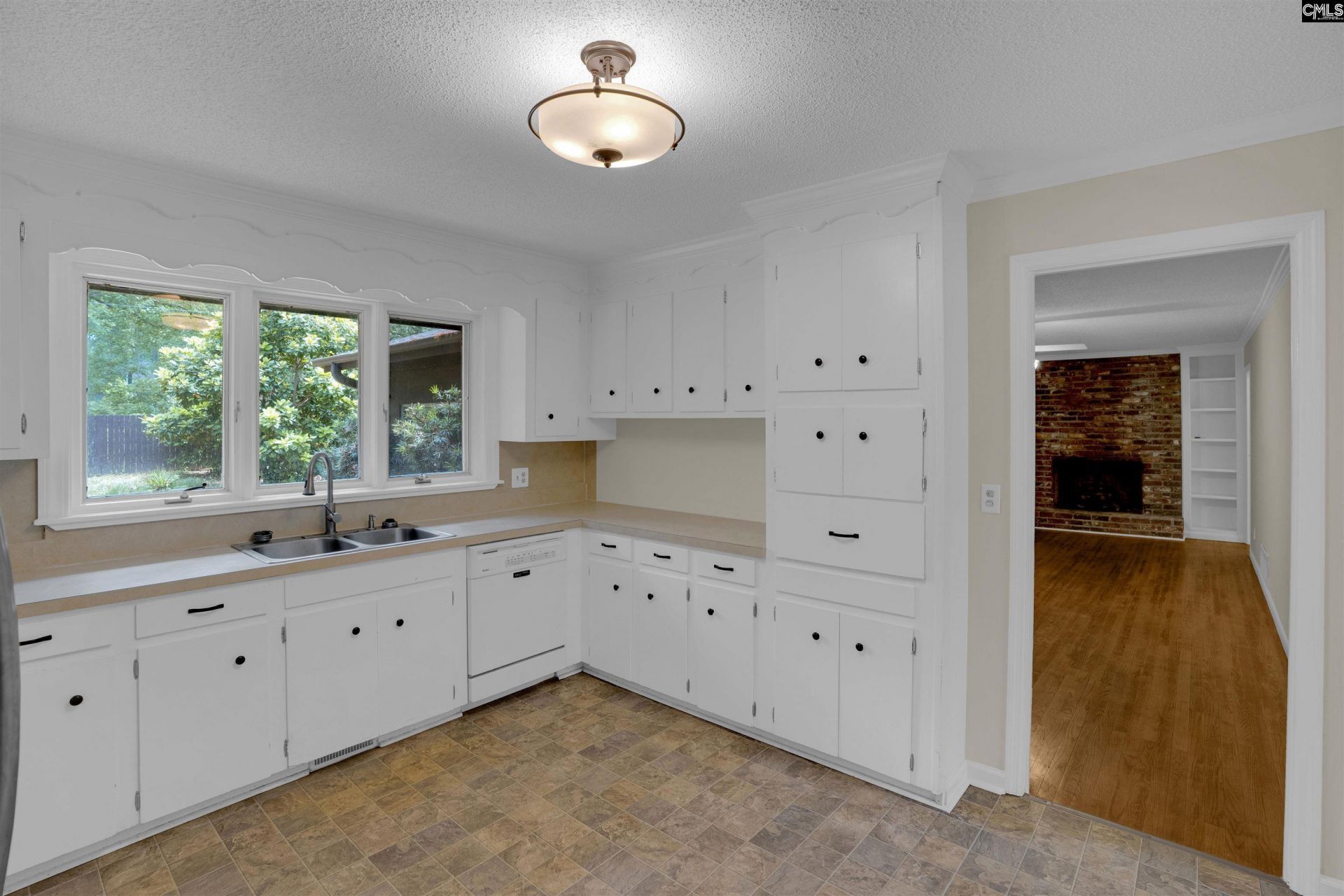 332 Massingale Road Photo 7