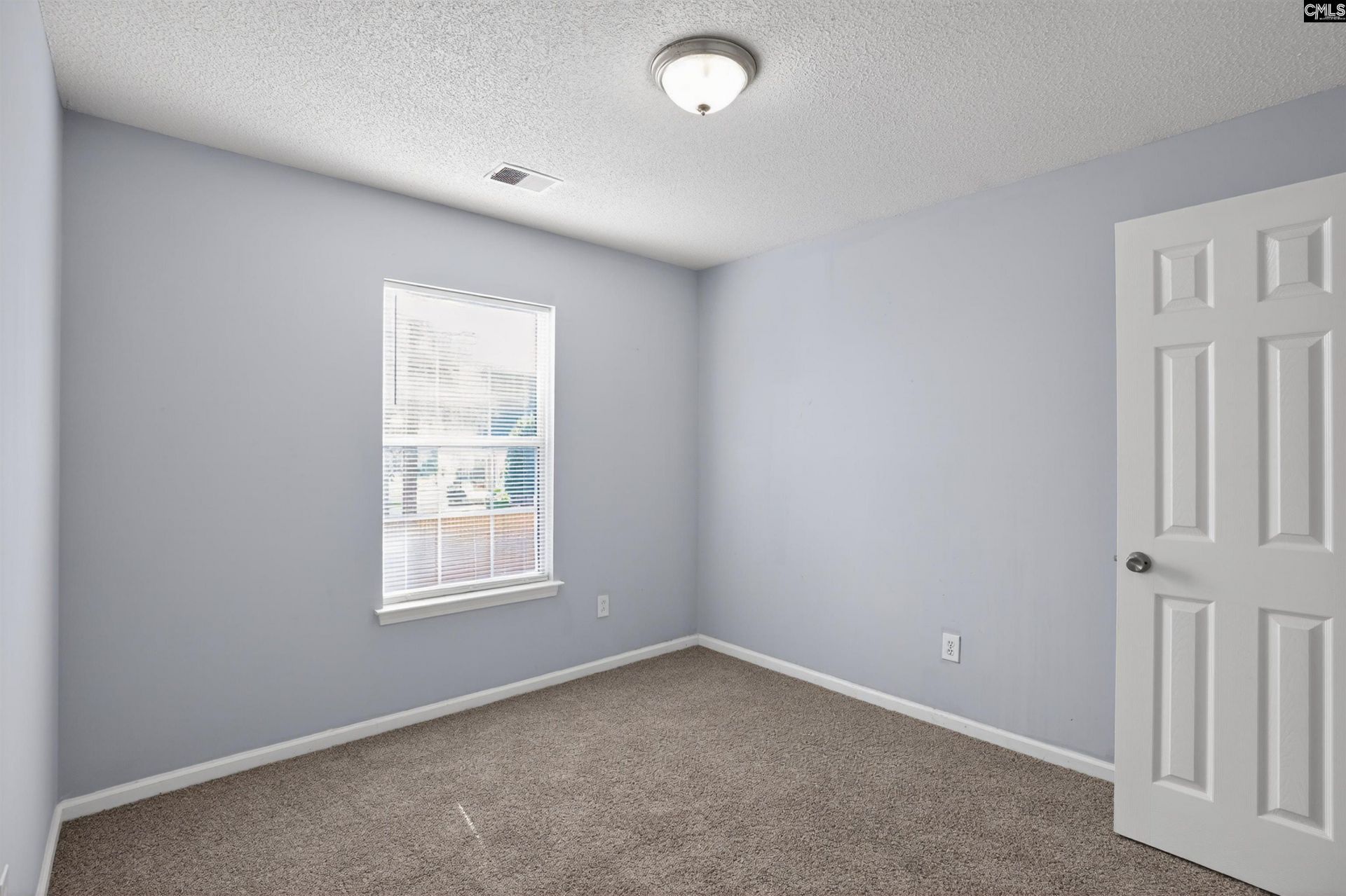 225 Fernview Drive  Photo 10