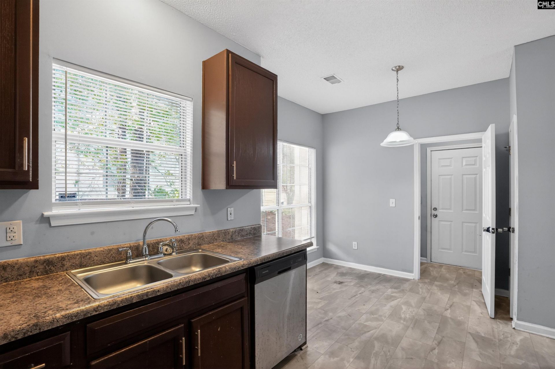 225 Fernview Drive  Photo 17