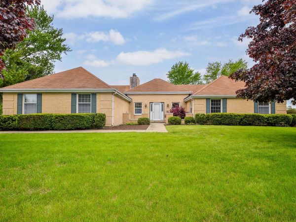 2N580 Beith Road , Elburn, IL 60119
