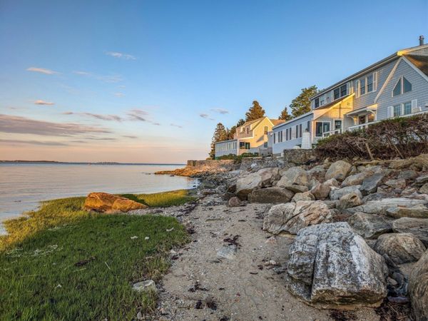 24 Holmes Ave, Kingston, MA 02364