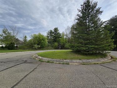 3831 Michael Court , White Lake Twp, MI 48383