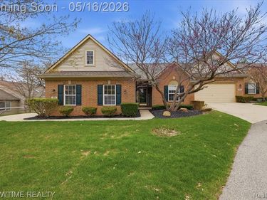 1311 Waverly Drive, White Lake Twp, MI 48386