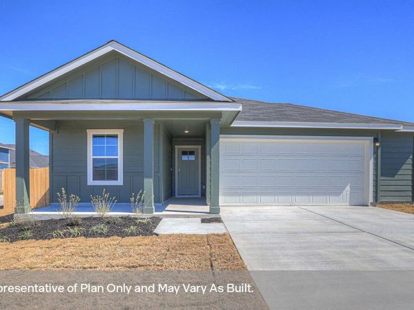 300 YELLOWSTONE DR, Kyle, TX 78640