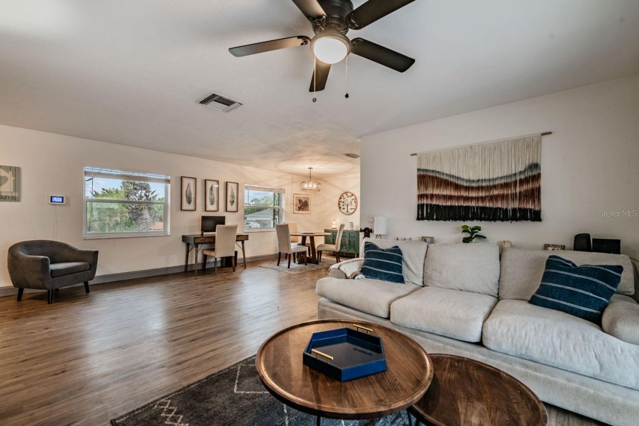 958 Cobblestone Drive , Spring Hill, FL 34606 Photo