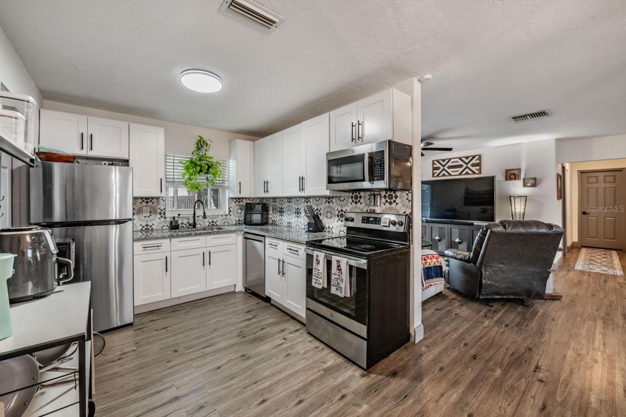958 Cobblestone Drive , Spring Hill, FL 34606 Photo