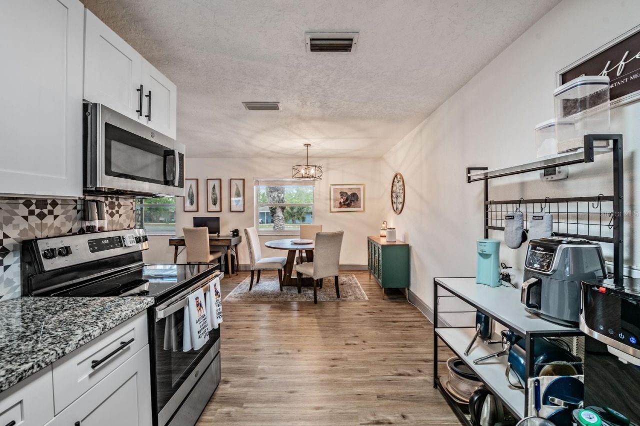 958 Cobblestone Drive , Spring Hill, FL 34606 Photo