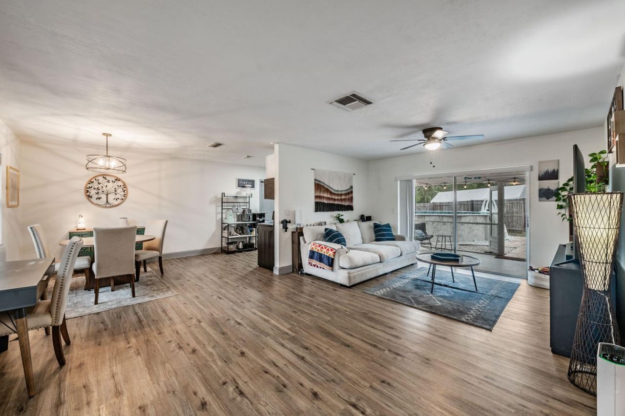 958 Cobblestone Drive , Spring Hill, FL 34606 Photo