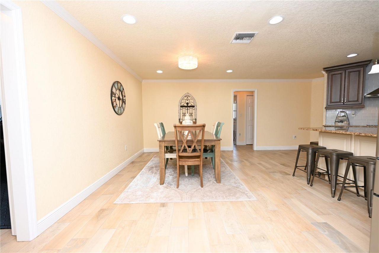 2240 Lake Ariana Boulevard, Auburndale, FL 33823 Photo
