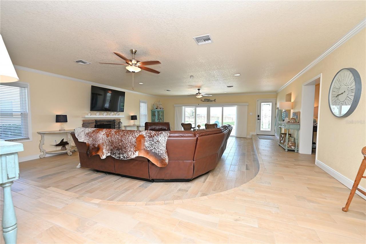 2240 Lake Ariana Boulevard, Auburndale, FL 33823 Photo
