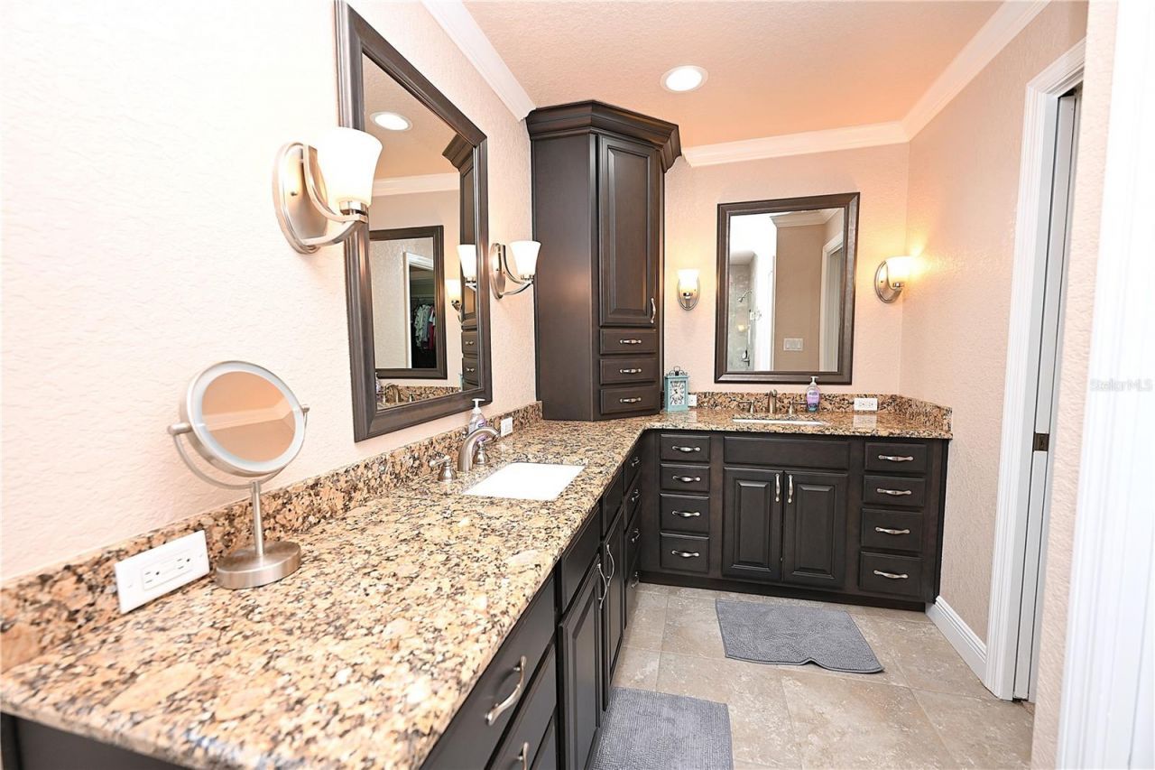 2240 Lake Ariana Boulevard, Auburndale, FL 33823 Photo