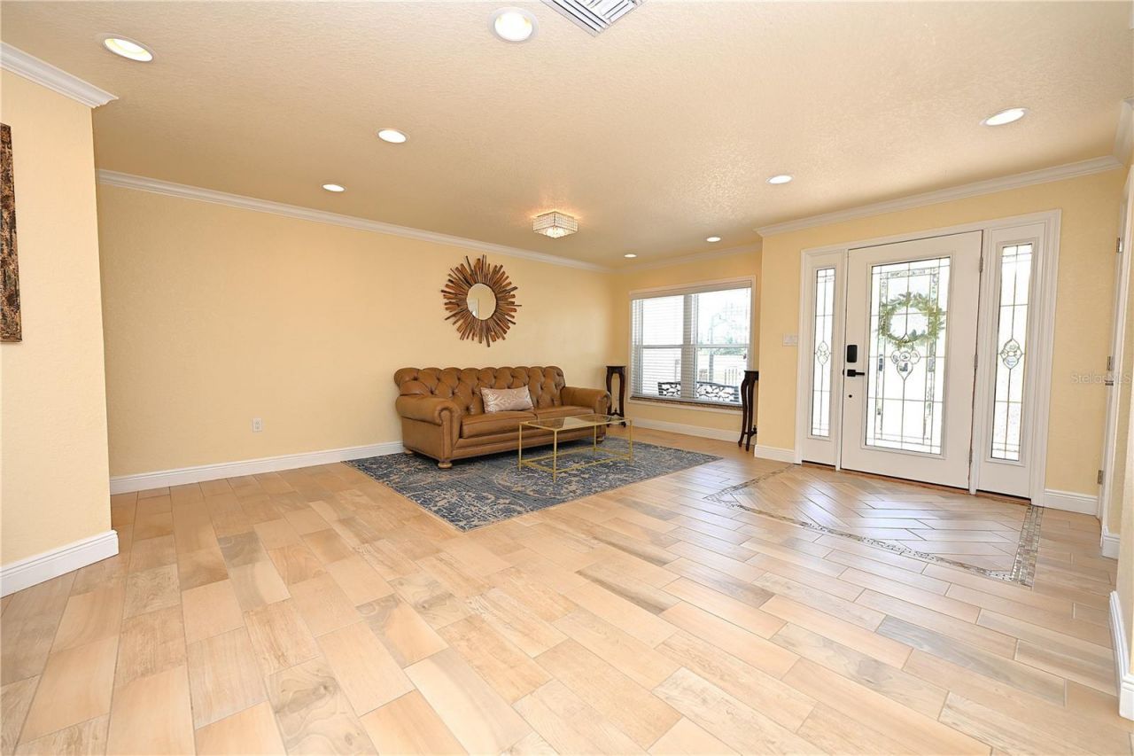 2240 Lake Ariana Boulevard, Auburndale, FL 33823 Photo