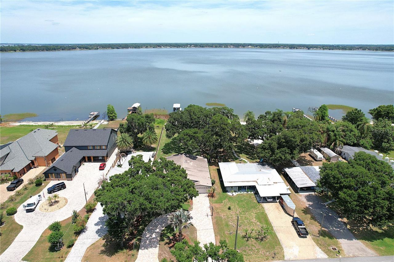 2240 Lake Ariana Boulevard, Auburndale, FL 33823 Photo