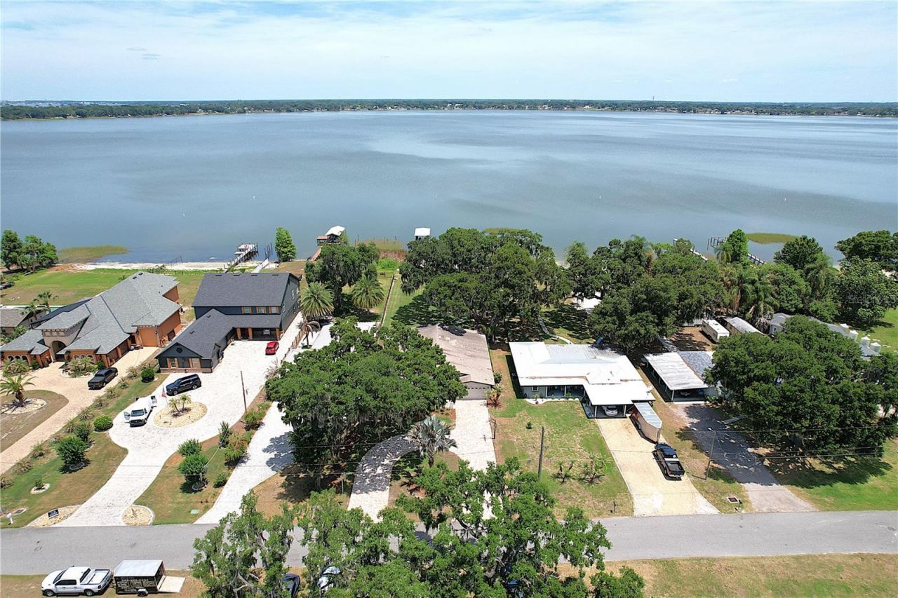 2240 Lake Ariana Boulevard, Auburndale, FL 33823 Photo