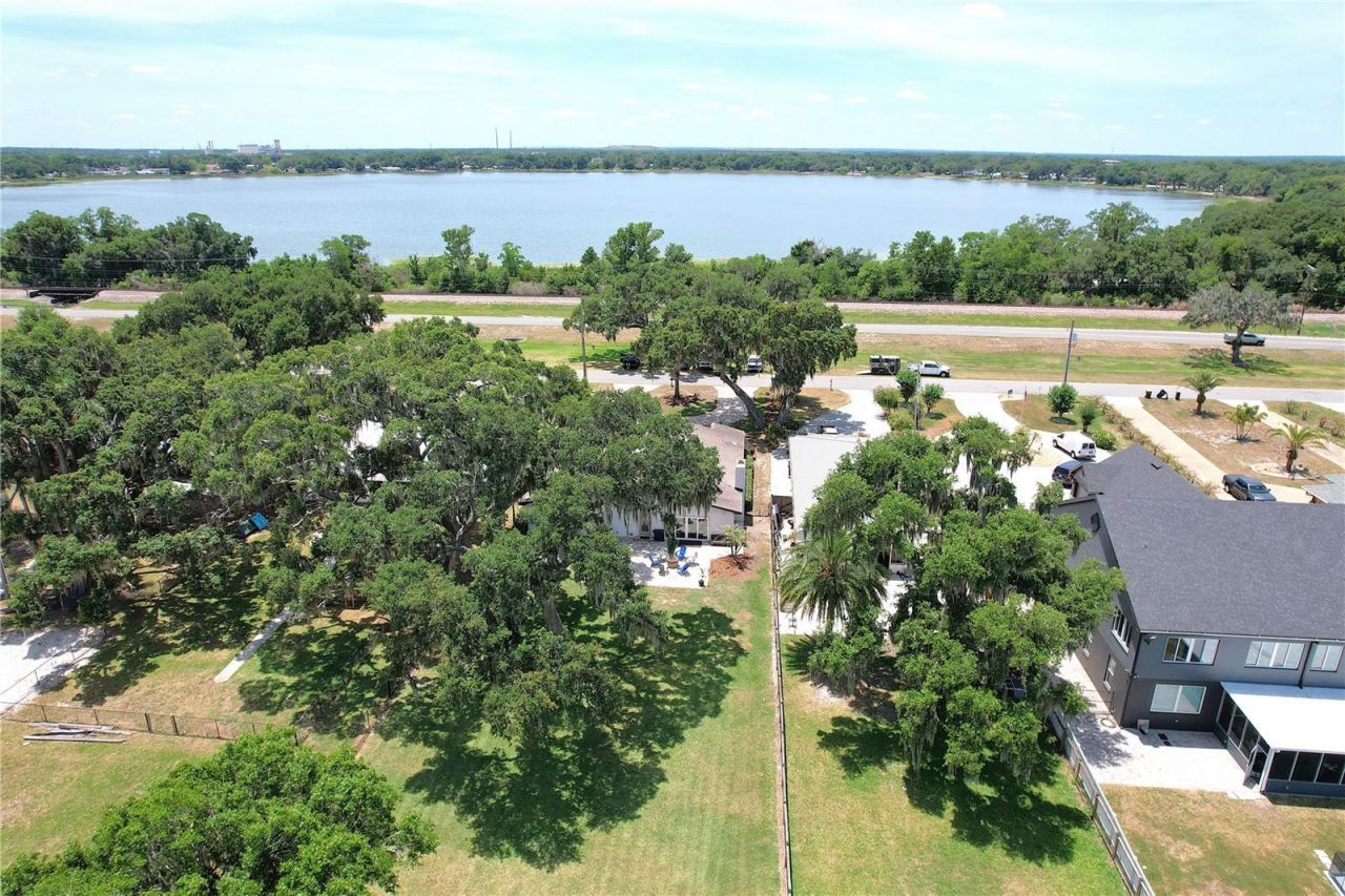 2240 Lake Ariana Boulevard, Auburndale, FL 33823 Photo