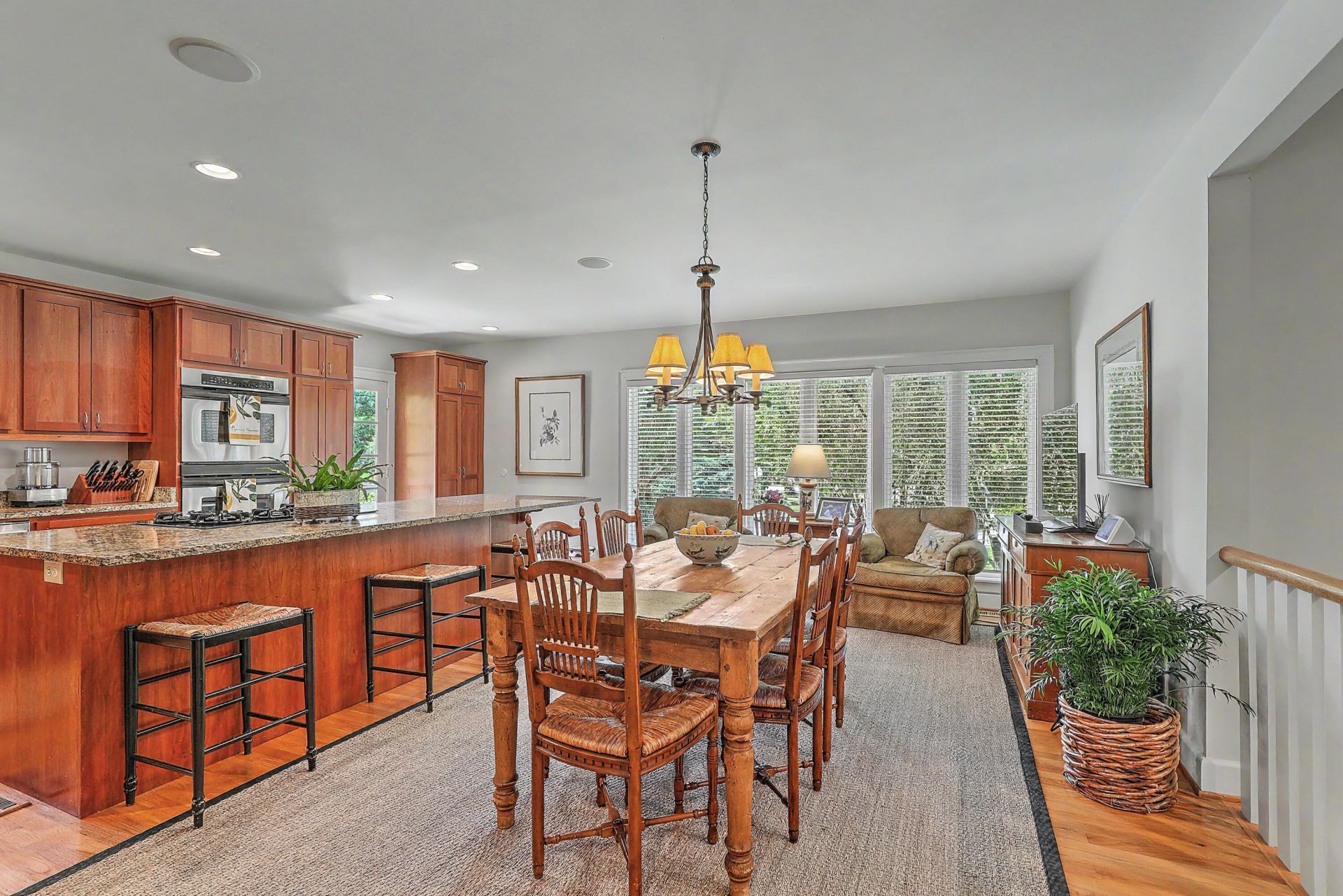 1520 Fairway Drive Photo 9